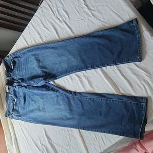 Levi jeans